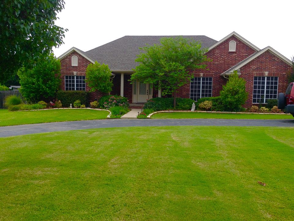 1st image of 2003 Trailwood Dr