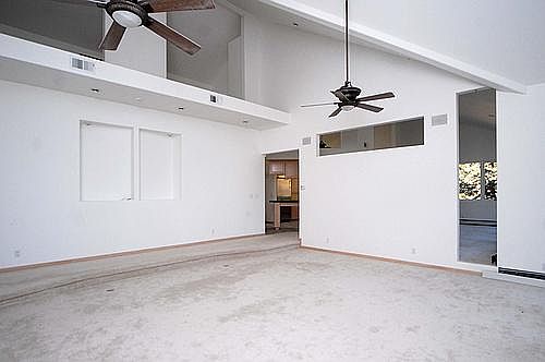 Living Room / Loft