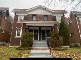 2037 Maury Ave, Saint Louis, MO