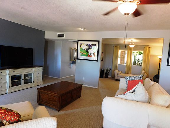 3rd image of 5319 S Laguna Ave