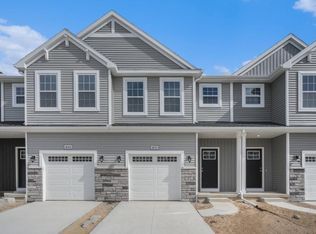 4668 Glen Haven Dr, Kentwood, MI 49512