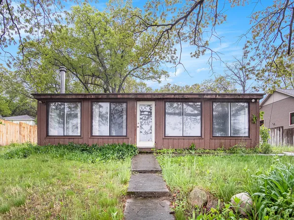 12948 Sandyside Dr, Gowen, MI 49326