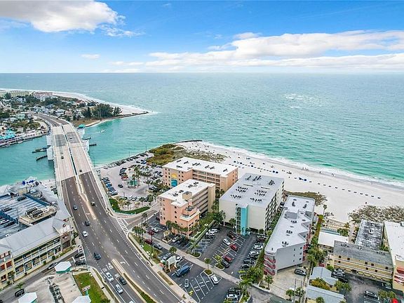 5th image of 12924 Gulf Blvd #510