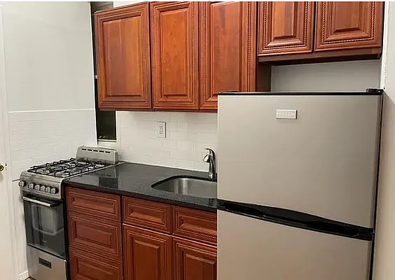 Rented by J M Weber Real Estate Inc | media 7