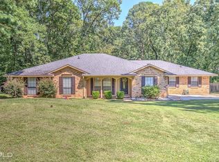3408 Pinehaven Cir, Bossier City, LA 71111