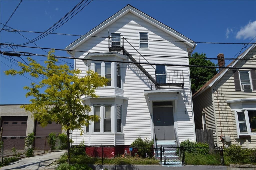 123 Jewett St, Providence, RI 02908 Zillow