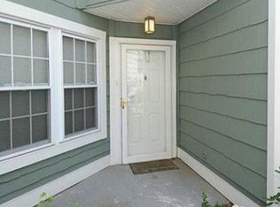 3 Spyglass Cir, Groton, CT 06340
