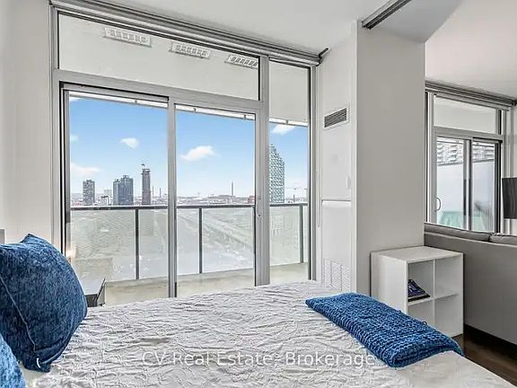 3rd image of 1 Market St #2308