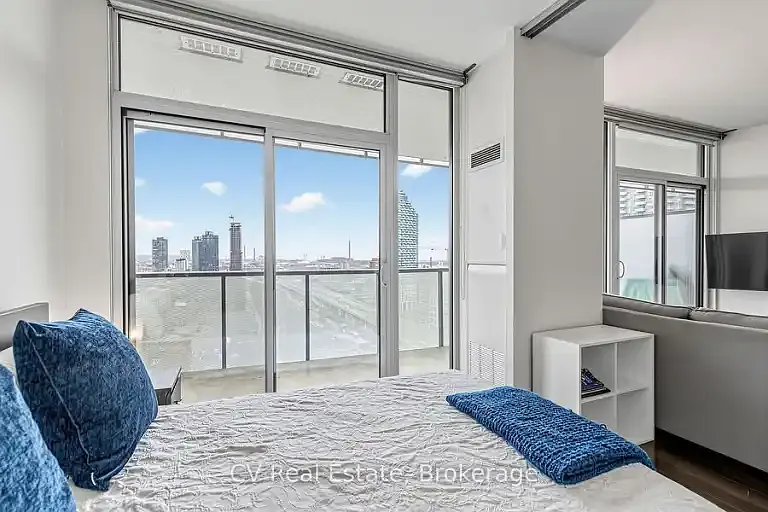 1 Market St #2308 — Photo 3