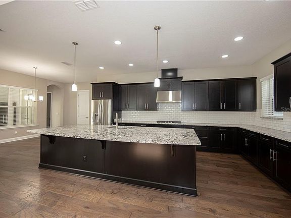 5th image of 9430 Becker Ct