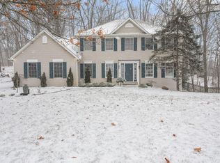 51254 Hickory Rd, Granger, IN 46530