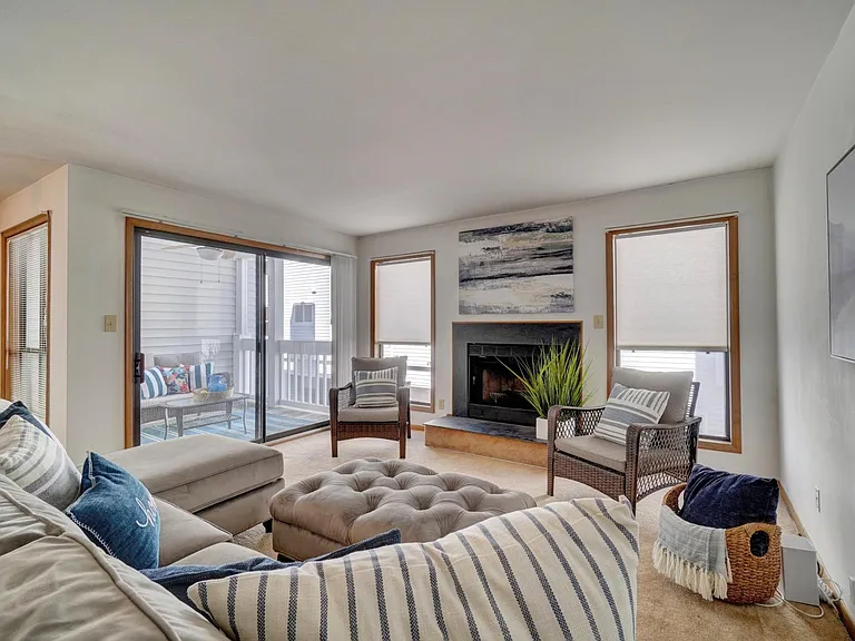 2907 Odin Pl — Photo 9