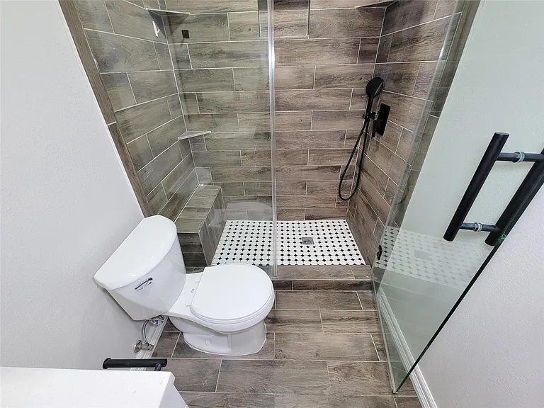 3658 Villa Glen Dr — Photo 26