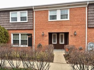 383 Central Ave, Highland Park, IL 60035