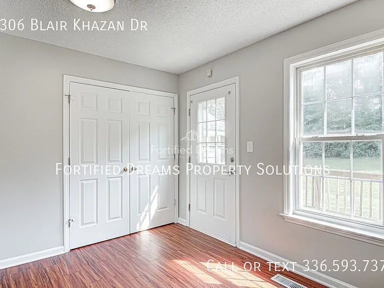 2306 Blair Khazan Dr — Photo 11