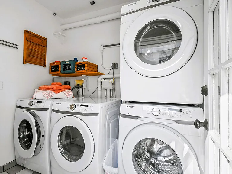 Laundry Room Cabinet