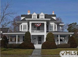 231 Allen Ave, Allenhurst, NJ 07711