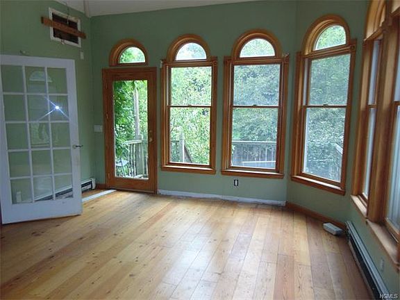 2nd image of 14 Ward Dr