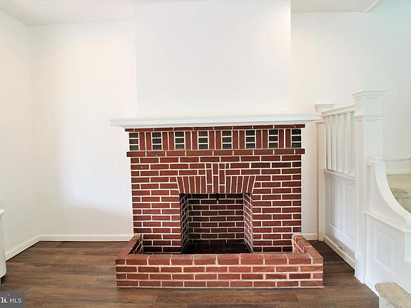 5th image of 929 Foulkrod St