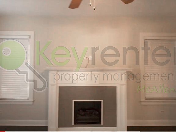 3rd image of 604 W Hackberry Ave