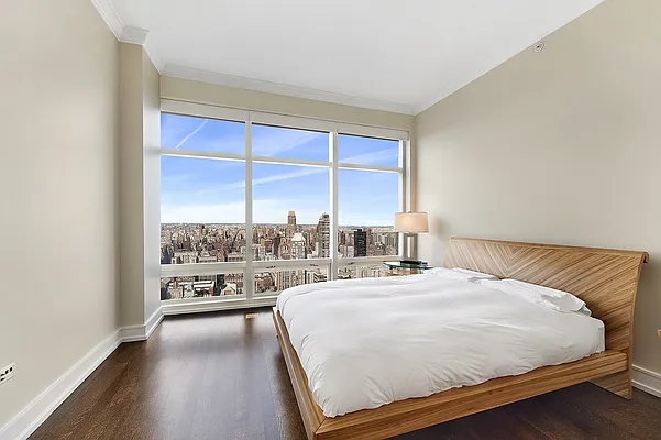 Sold by Nest Seekers International | media 7