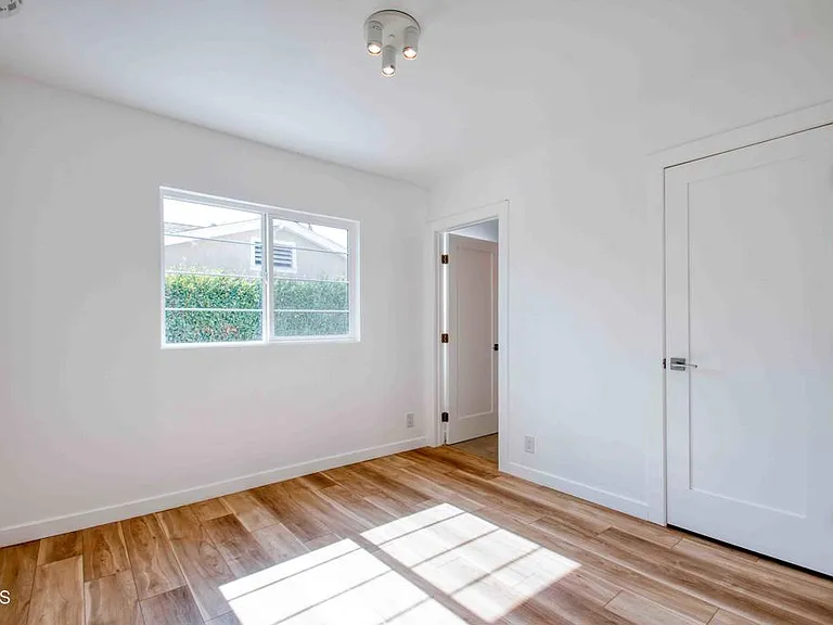 3185 Larga Ave — Photo 11