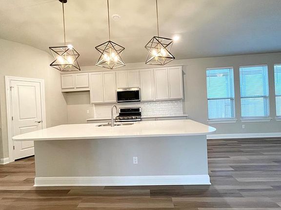 2nd image of 132 Birkshire Dr