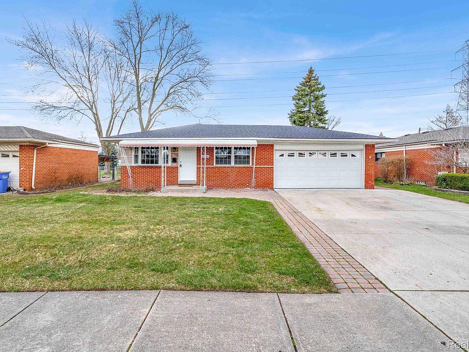 1st image of 27161 Huntington Dr