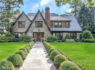 157 Oxford Blvd, Garden City, NY 11530