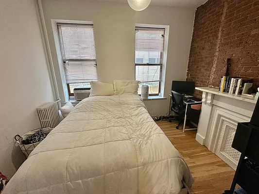 Rented by WVNY Real Estate LLC | media 6