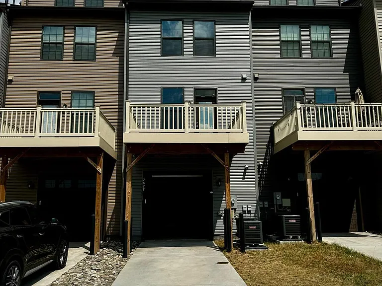 2626 Jetstream Rd — Photo 26