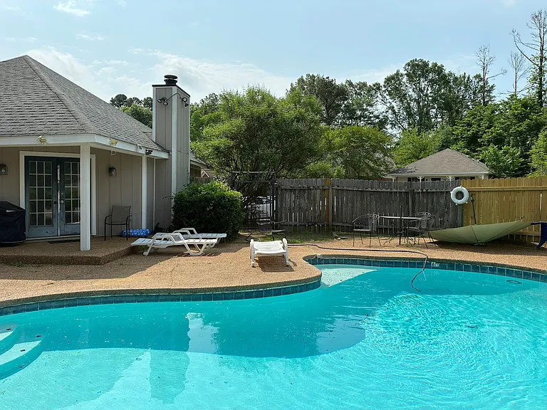 Pool and Club House