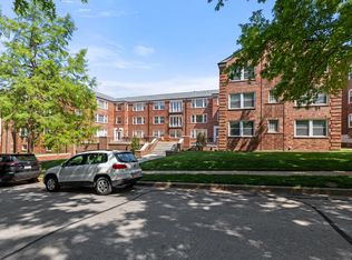 7517 Oxford Dr APT 2A, Saint Louis, MO 63105