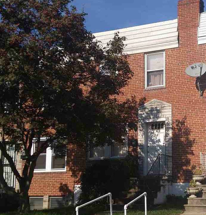 2nd image of 4026 Balfern Ave