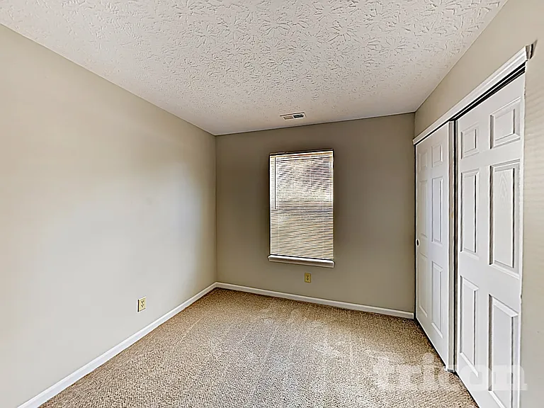 4830 Countrybrook Ct — Photo 18