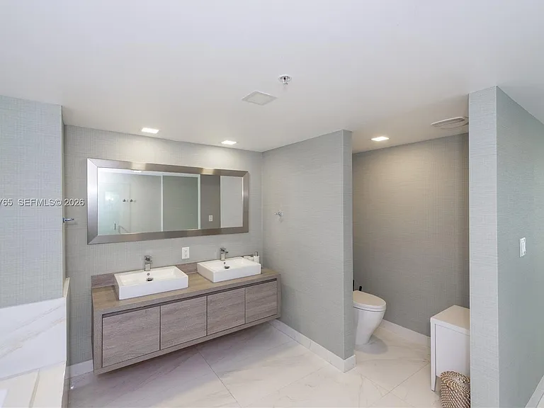 400 Sunny Isles Blvd #1518 — Photo 20