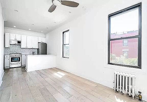 3rd image of 211 Johnson Ave APT 2L