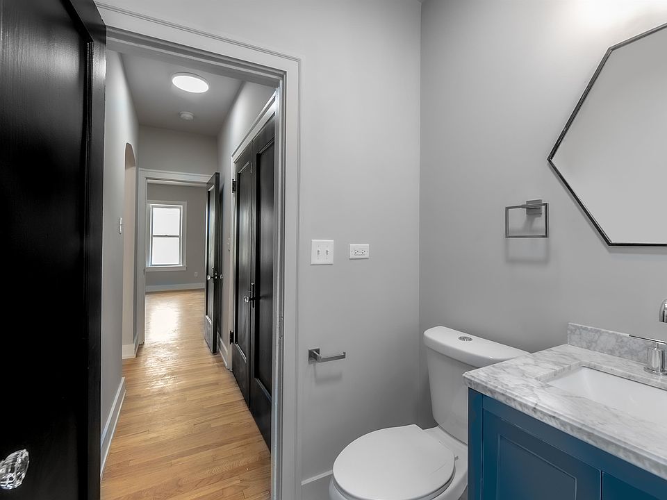 1st image of 837-843 E 86th St #15304230