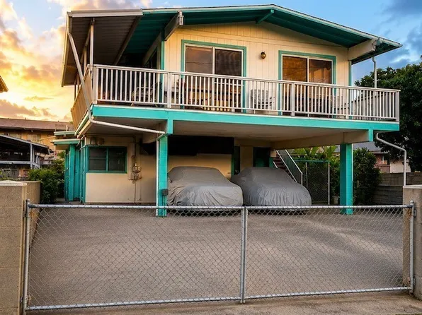 1653 Gulick Ave, Honolulu, HI 96819