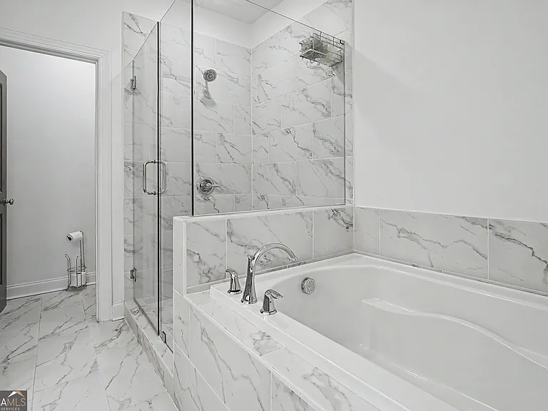 847 Angora Aly — Photo 21