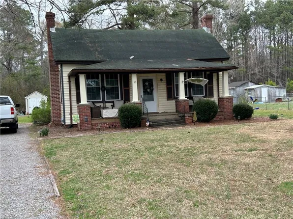 56 Church St, Windsor, VA 23487