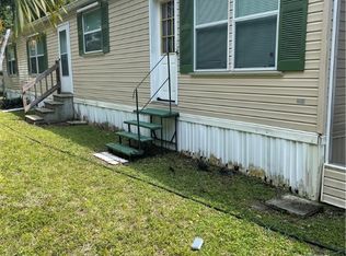 2635 Zoysia Ln, North Fort Myers, FL 33917