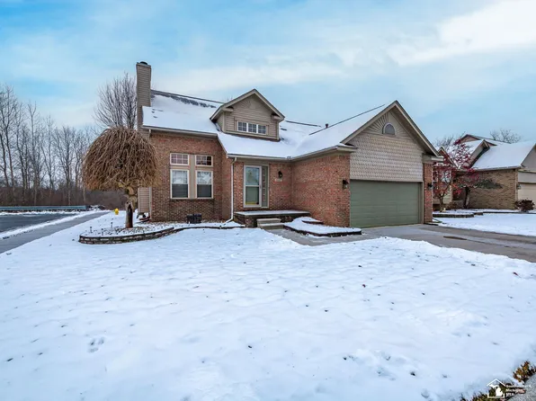 25247 Warren Dr, Flat Rock, MI 48134