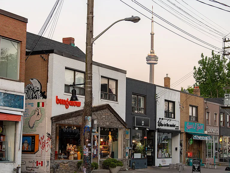 484 Spadina Ave — Photo 80