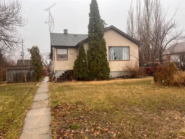 306 N 4th Ave, Warner, AB T0K 2L0