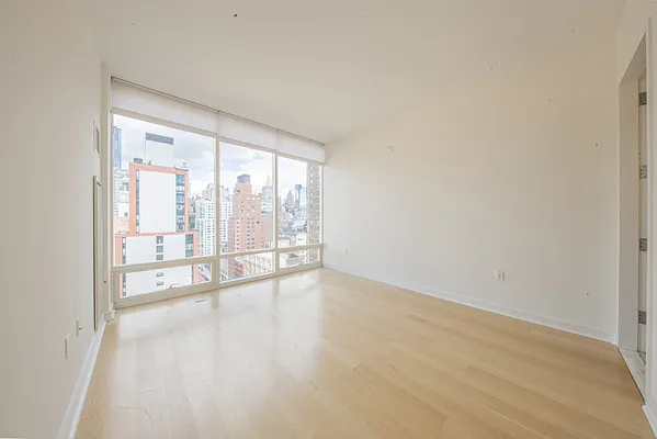 Rented by Rand Realty NY | media 32