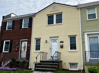 1135 Colonial Ave, Alexandria, VA 22314
