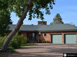 32 Fairway Dr, Douglas, WY 82633