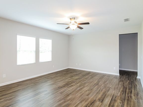 5th image of 3790 Newbury Place Dr