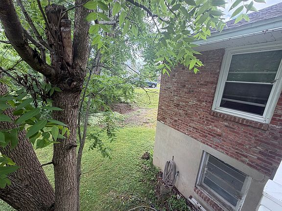 2nd image of 229 Wright Rd